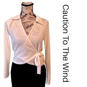 Caution To The Wind White Collared Sweater Size Large NWT